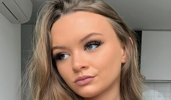 Charlotte Hanna InstaFitBio