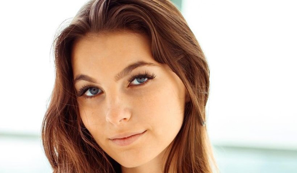 Grace Boor InstaFitBio