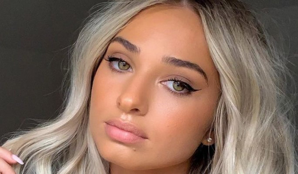 Alexa Adams InstaFitBio