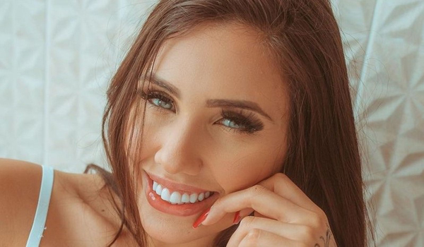 Alicia X InstaFitBio