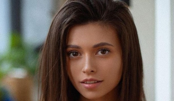 Cristy Ren InstaFitBio