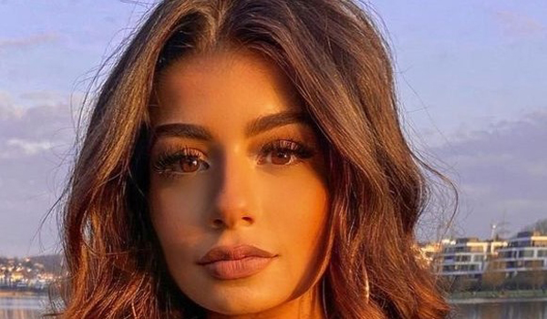 Sabrine Khan InstaFitBio