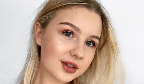 Lydia Violeta InstaFitBio