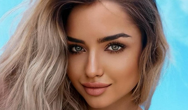 Adrianqaa InstaFitBio