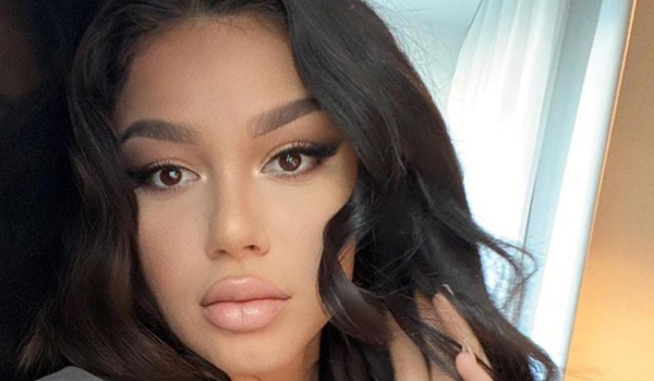 Dhurata Dora InstaFitBio