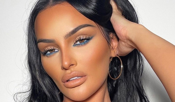 Holly Boon InstaFitBio