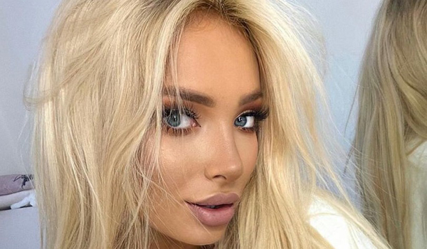 Julia Nowakowska InstaFitBio