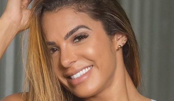 Monique Rizzeto InstaFitBio