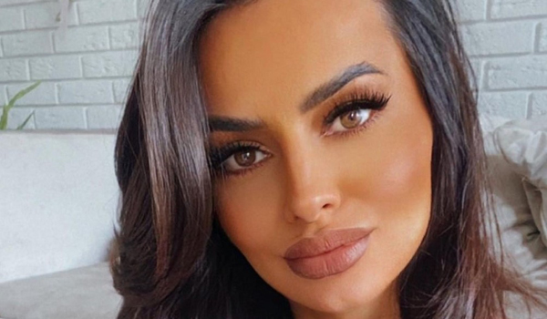 Carlla Caron InstaFitBio