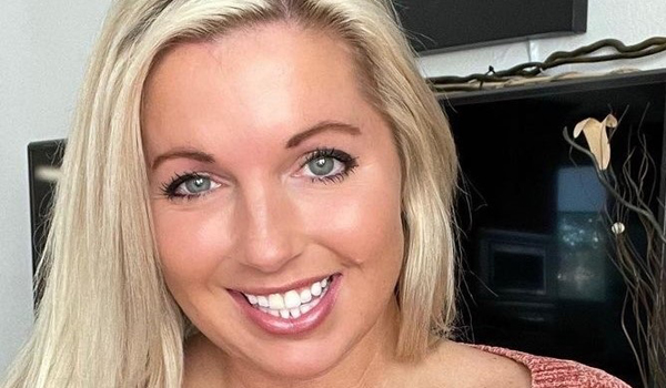 Courtney Ann InstaFitBio