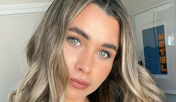 Courtney Stubbs InstaFitBio