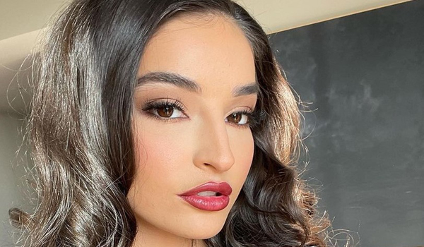 Emily Willis InstaFitBio