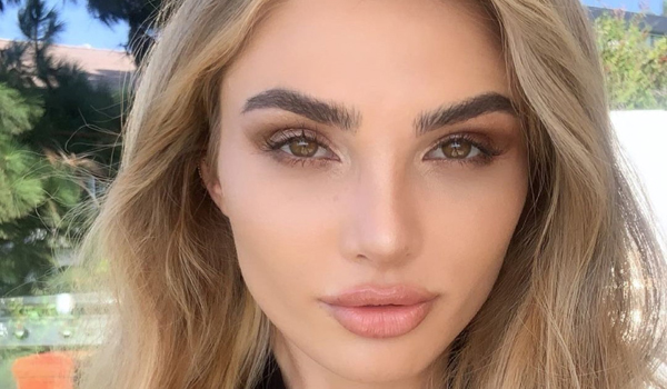 Kenzie Anne InstaFitBio