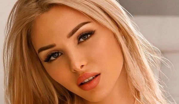 Lily Shams InstaFitBio