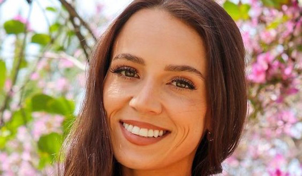 Lindsay Fox InstaFitBio