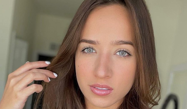 Isabela Fasanaro InstaFitBio