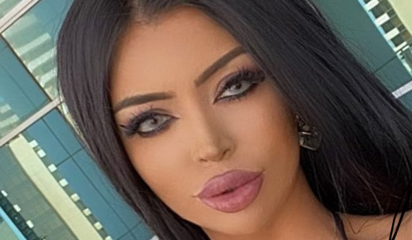 Laura Lexy InstaFitBio