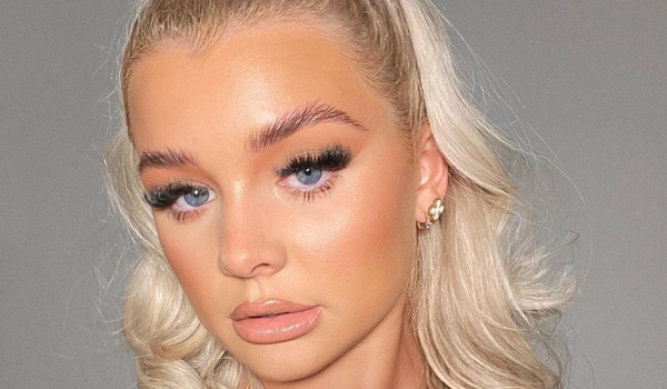 Abigail Comrie InstaFitBio