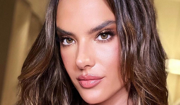 Alessandra Ambrosio InstaFitBio