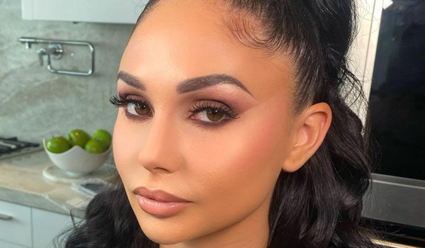 Ariana Marie InstaFitBio