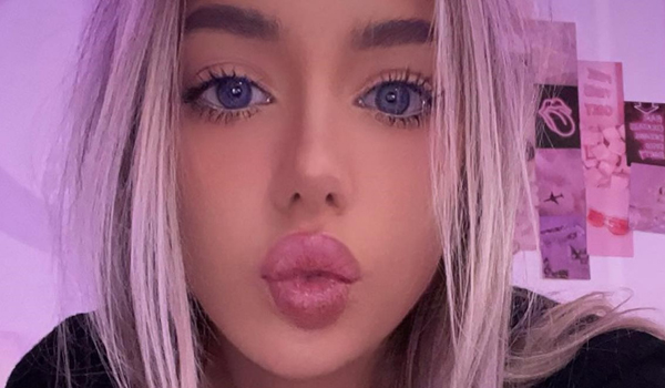 Ashley Isverysassy InstaFitBio