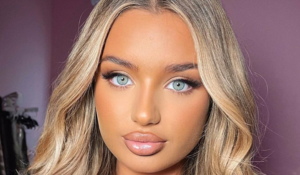 Lucinda Strafford InstaFitBio