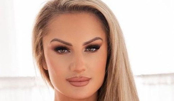 Monica Huldt InstaFitBio