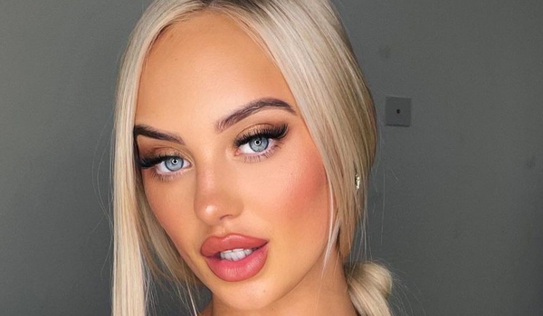 Rhiannon Blue InstaFitBio