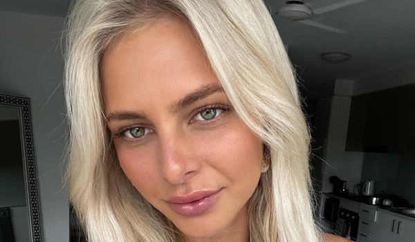 Holly Ogden InstaFitBio