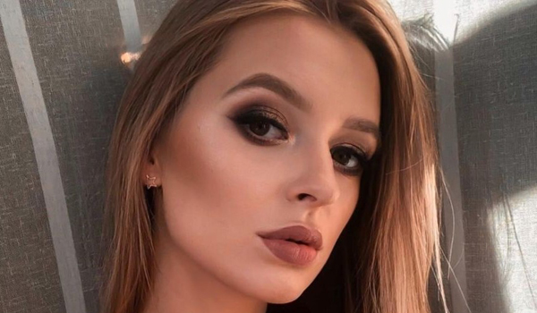 Jesabellee InstaFitBio