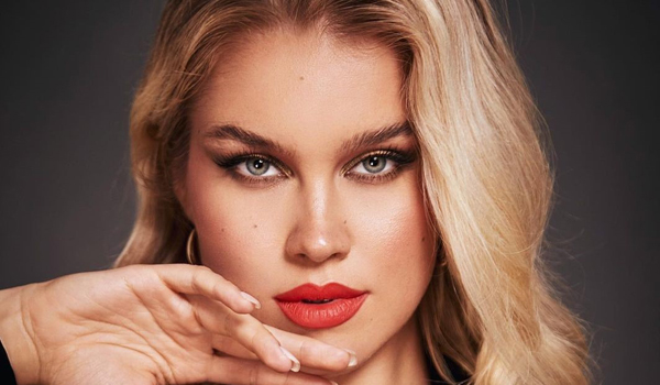 Laura Iva InstaFitBio