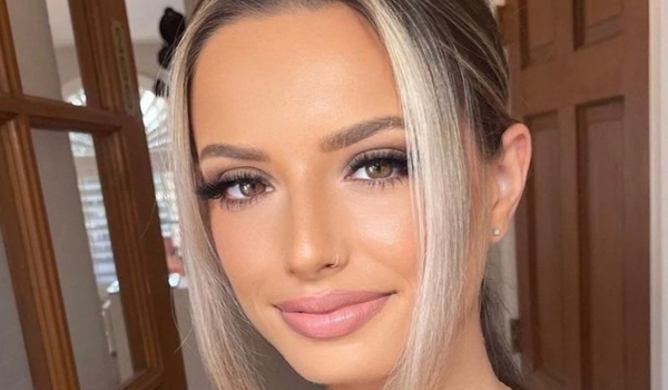 Melanie Fay InstaFitBio