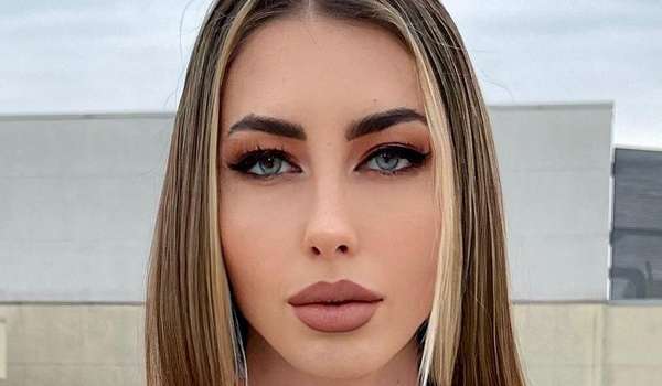 Eva Menta InstaFitBio