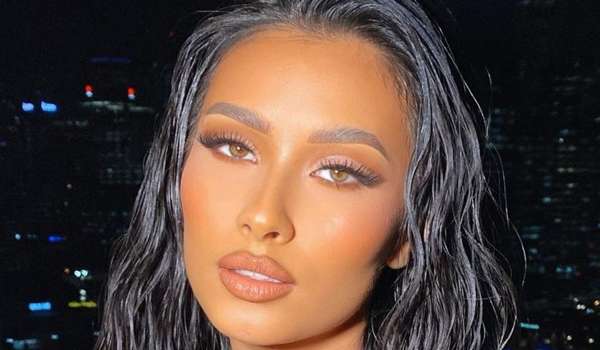 Evelyn Ellis InstaFitBio