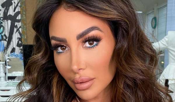 Jennifer Stano InstaFitBio