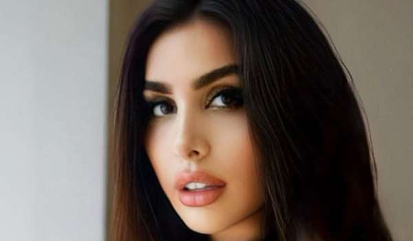 Elexis Ariana InstaFitBio