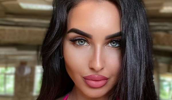 Julia Smithpro InstaFitBio