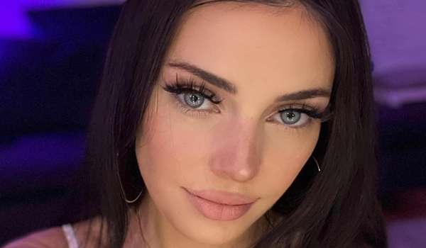 Mellow Maloni InstaFitBio