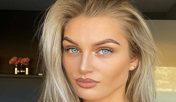 Amy Roodbol InstaFitBio