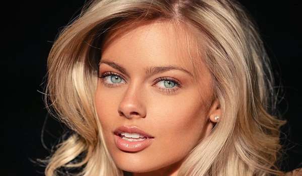 Celest Decaesstecker InstaFitBio