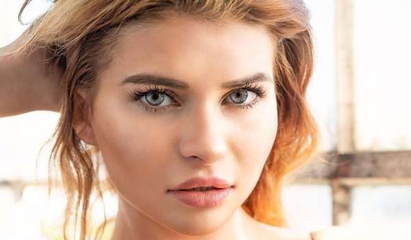 Julia Kraj InstaFitBio