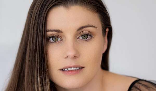 Lumen Foxx InstaFitBio