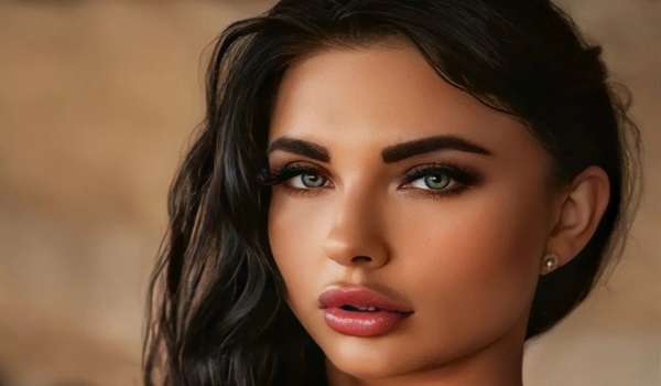 Miss Berlinski InstaFitBio