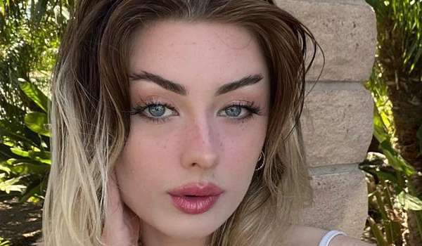 Shelly Babe InstaFitBio