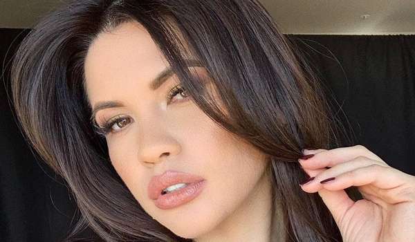 Tawny Jordan Ring InstaFitBio