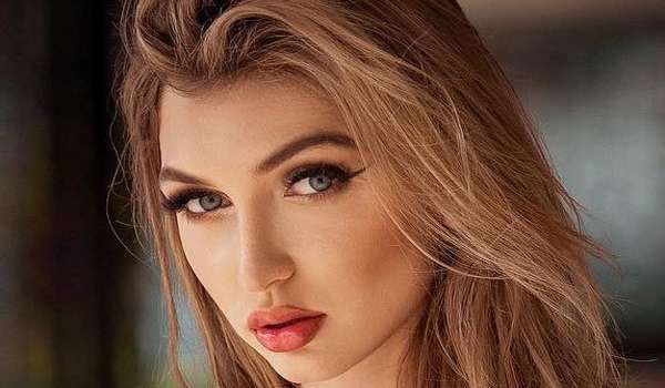 Weronika Karczewska InstaFitBio