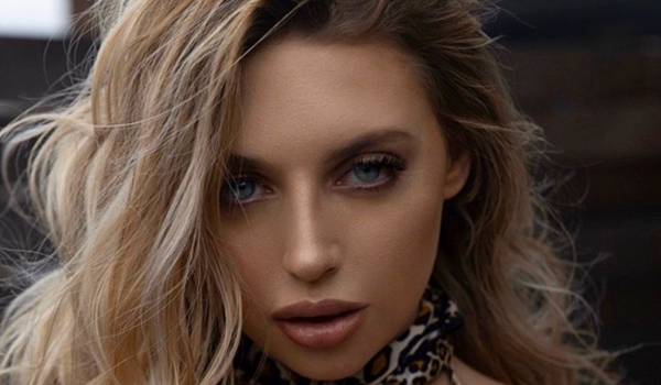 Ava Louise InstaFitBio