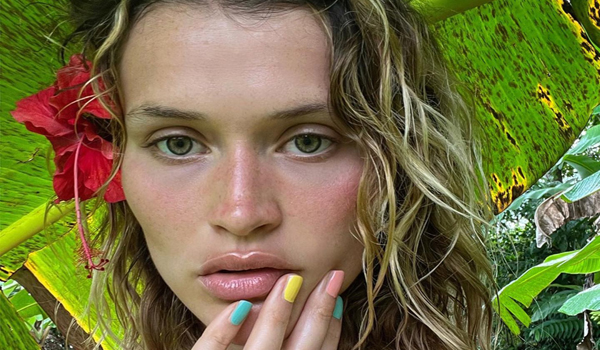 Chloe Lecareux InstaFitBio