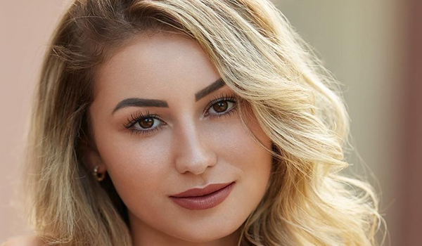 Lara Brausch InstaFitBIo