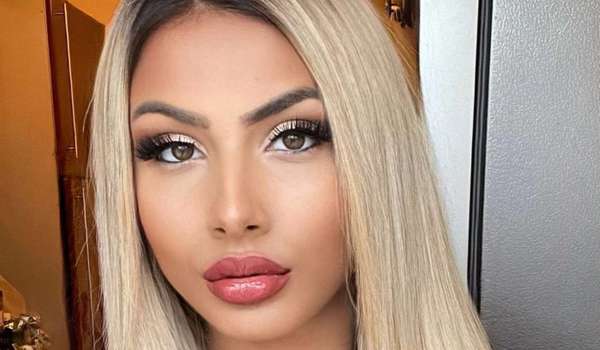 Vasy Stoyanova InstaFitBio